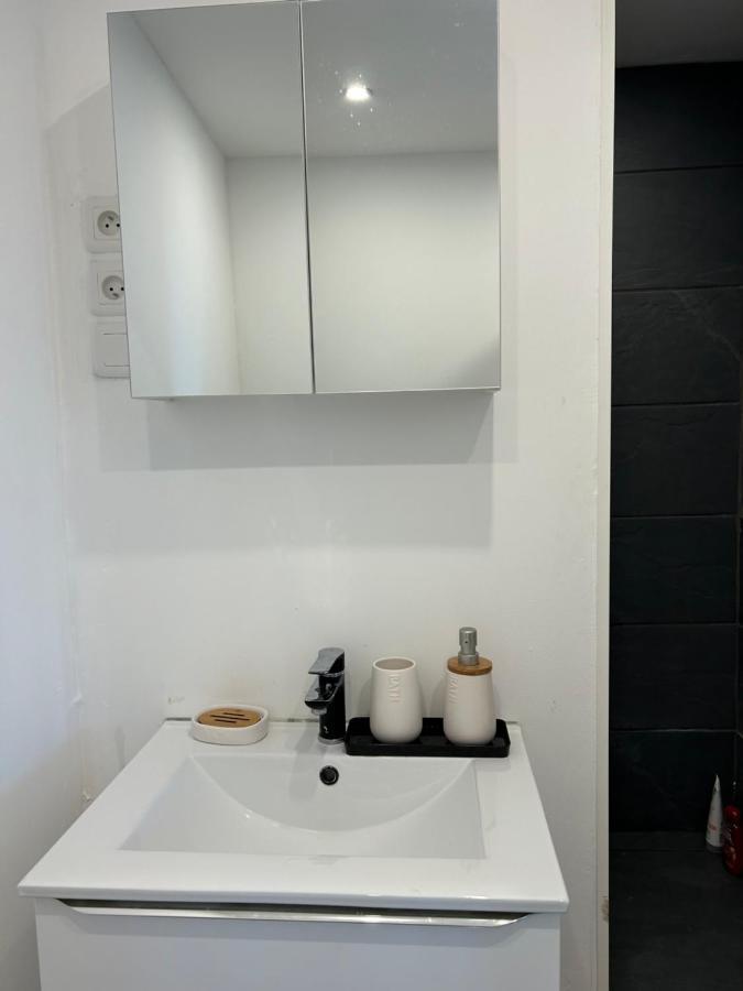 Grand T2 Bis Avec Terrasse Et Vue Apartment Portel-des-Corbieres Exterior photo